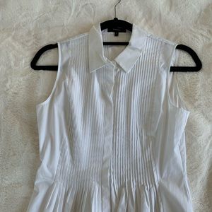 Theory sleeveless blouse NEVER WORN size P